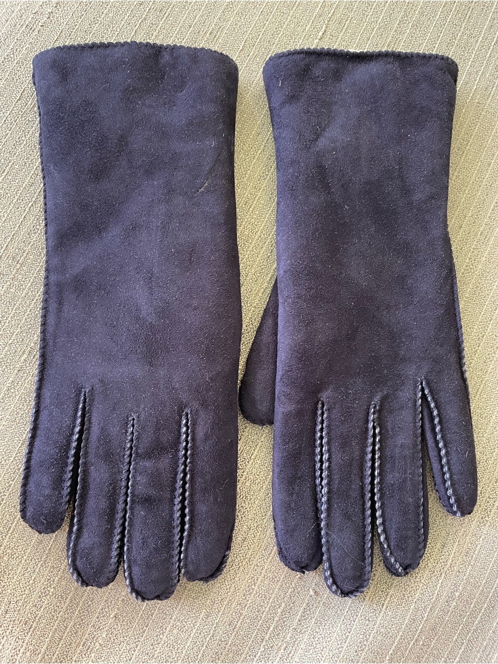 Vintage Women's Navy Suede Winter Gloves